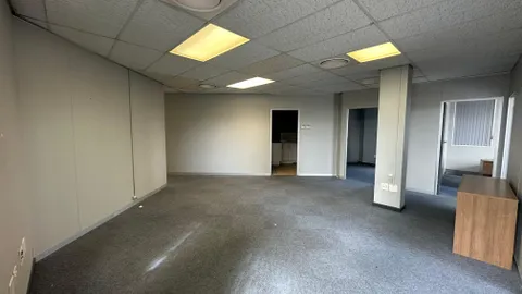 WhatsApp Image 2025-10-20 at 14.10.14 (1).